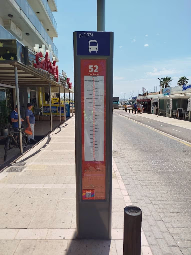 #525 Small Club in Can Pastilla interior