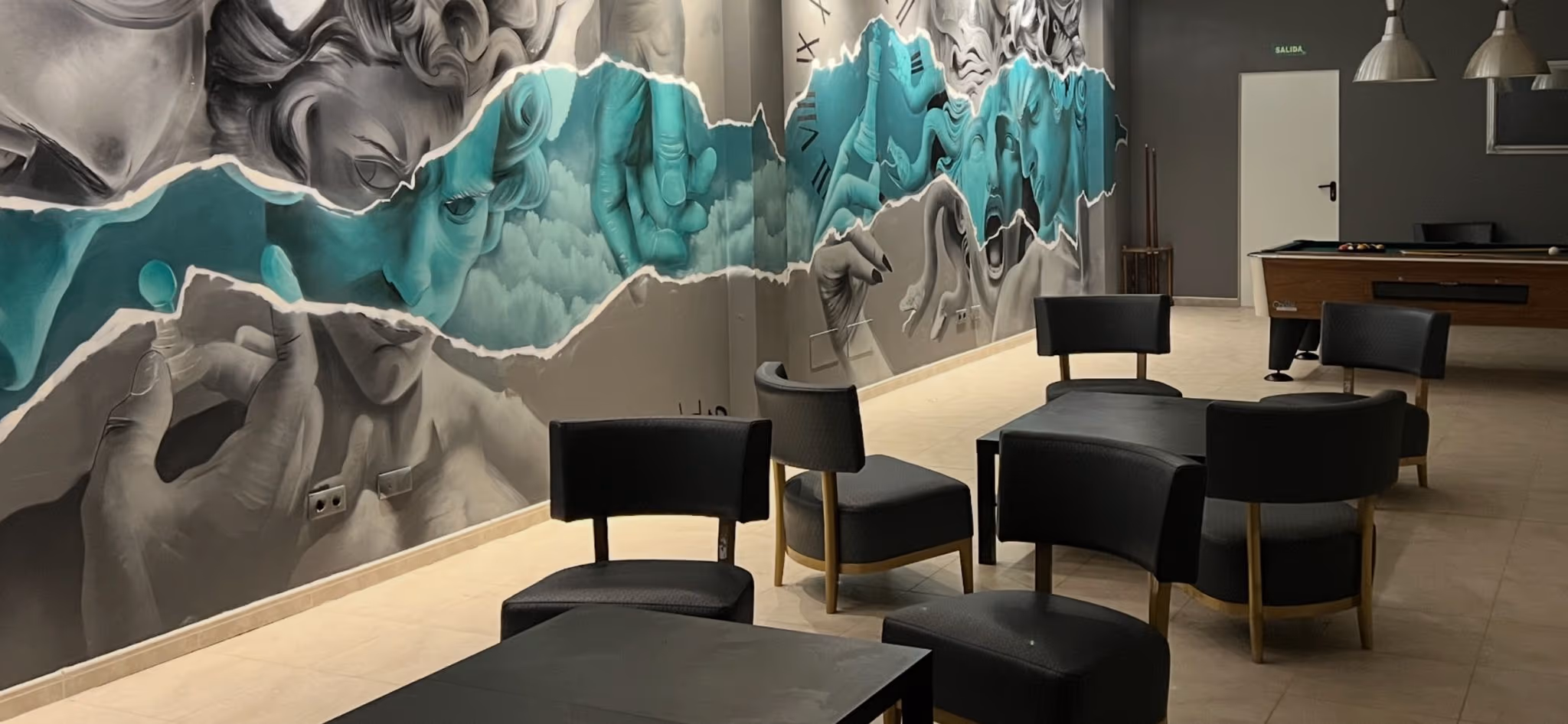 #695 Green Bay in Muro interior