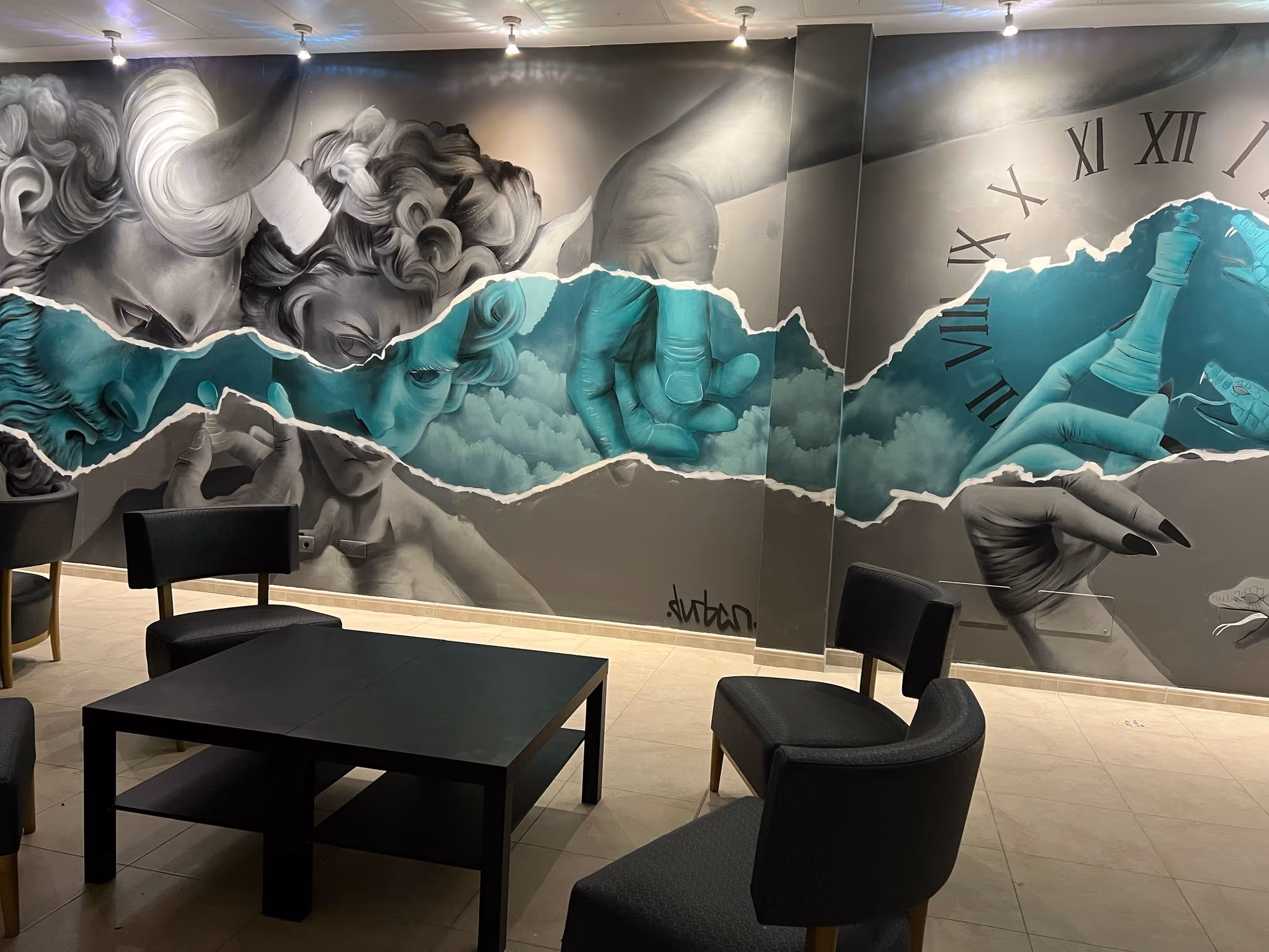 #696 Green Bay in Muro interior