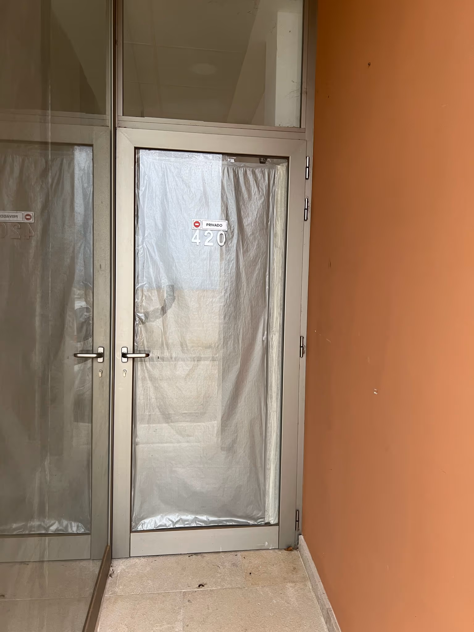 #698 Green Bay in Muro interior