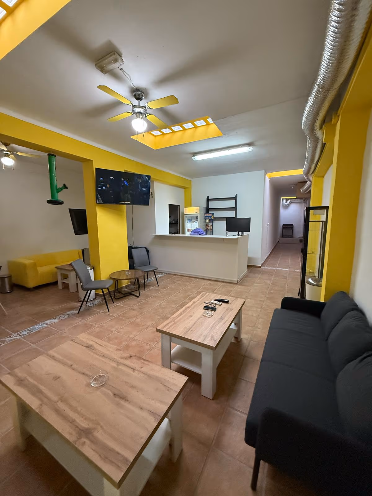 #720 The Sun Social Club in Porto Cristo interior